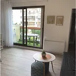 Апартаменты Bel Avec Piscine Et Proche
