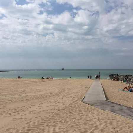דירה Bel Avec Piscine Et Proche לה רושל